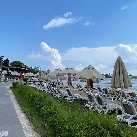 Otel Moy-side